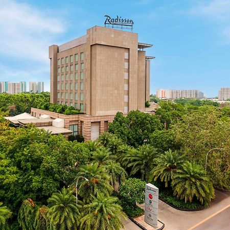 Hotel Radisson Noida Exterior foto