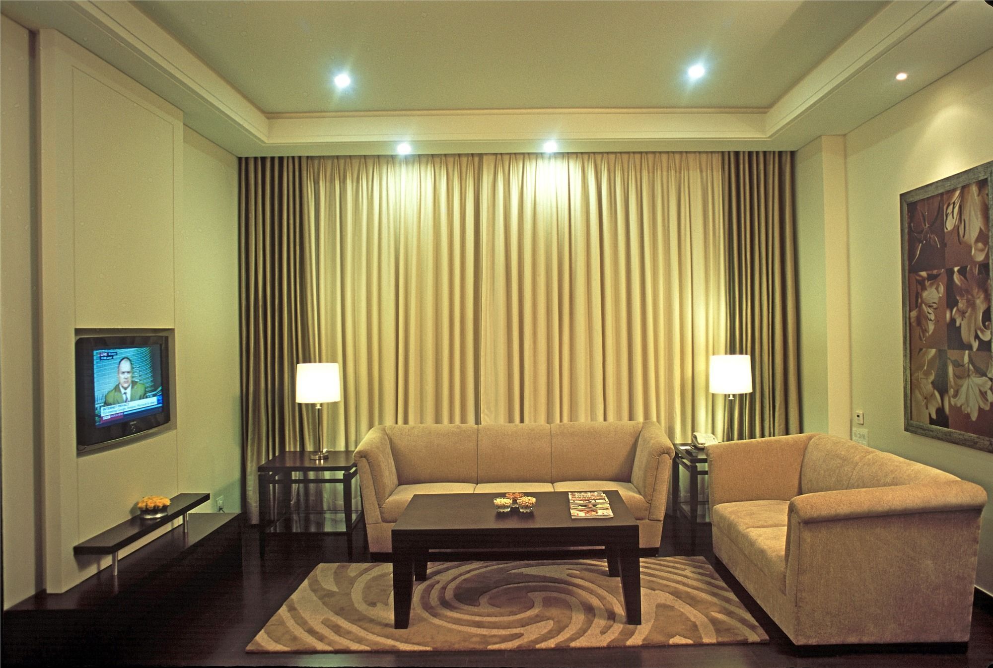 Hotel Radisson Noida Exterior foto